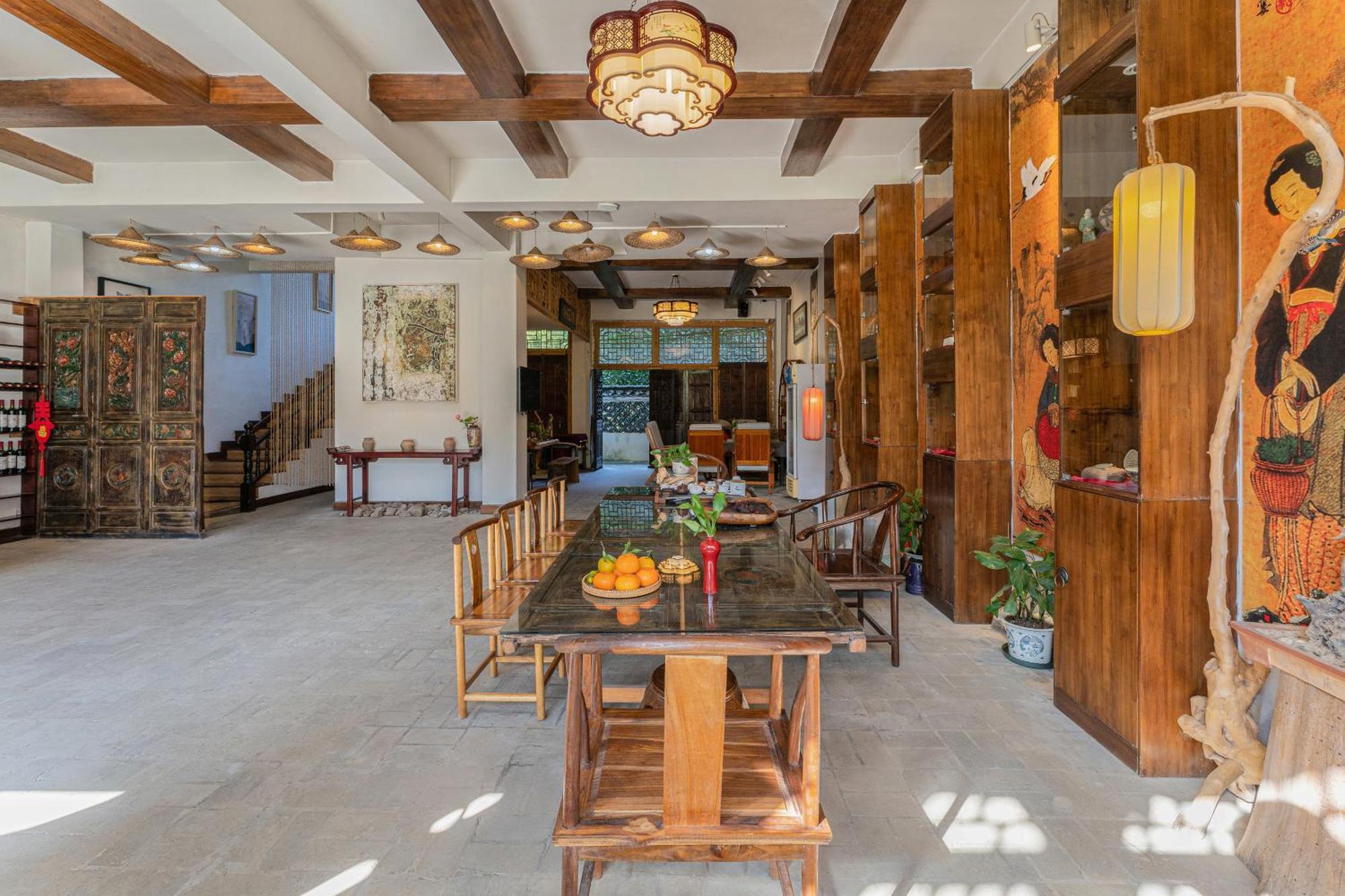 Leisure Courtyard Hotel Yangshuo-Free Shuttle Bus To Yangshuo Station Stay 2 Nights One Way المظهر الخارجي الصورة