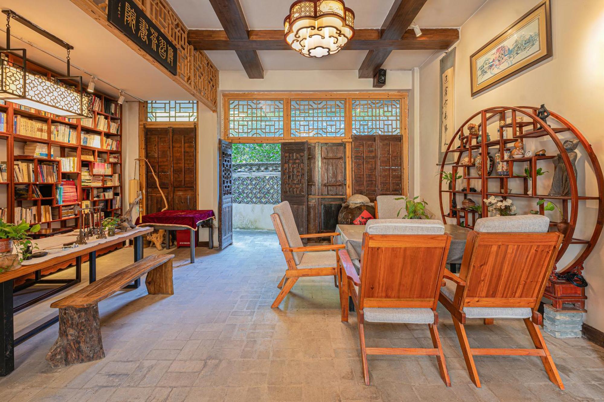 Leisure Courtyard Hotel Yangshuo-Free Shuttle Bus To Yangshuo Station Stay 2 Nights One Way المظهر الخارجي الصورة