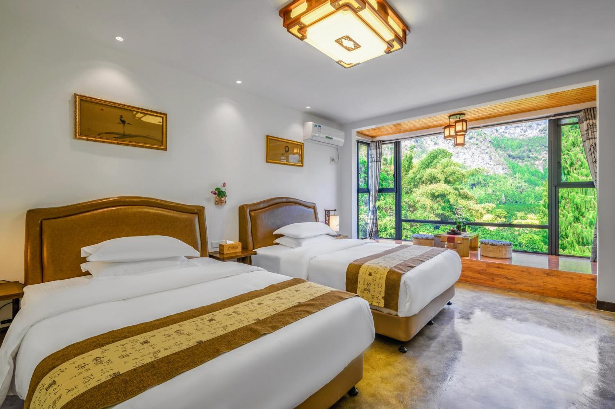 Leisure Courtyard Hotel Yangshuo-Free Shuttle Bus To Yangshuo Station Stay 2 Nights One Way المظهر الخارجي الصورة