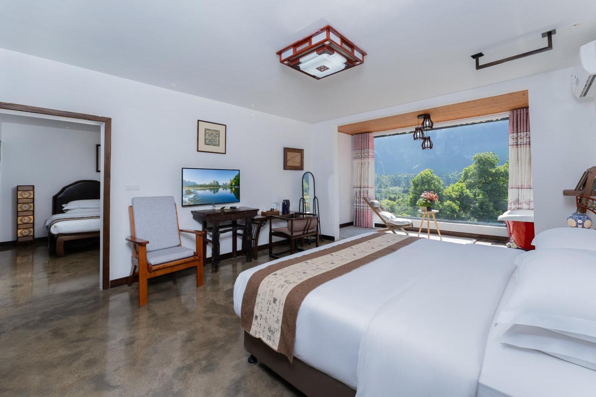 Leisure Courtyard Hotel Yangshuo-Free Shuttle Bus To Yangshuo Station Stay 2 Nights One Way المظهر الخارجي الصورة