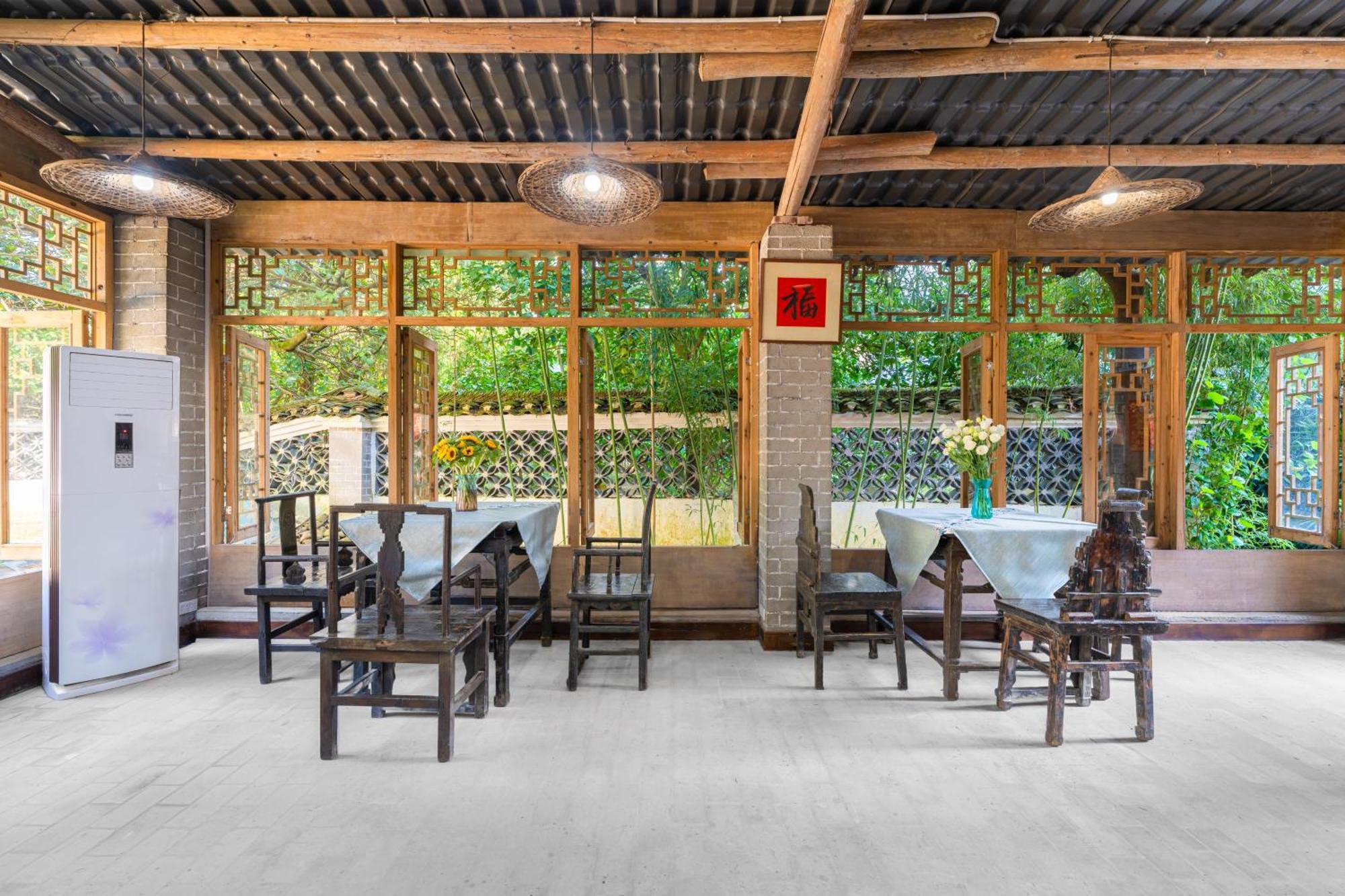 Leisure Courtyard Hotel Yangshuo-Free Shuttle Bus To Yangshuo Station Stay 2 Nights One Way المظهر الخارجي الصورة