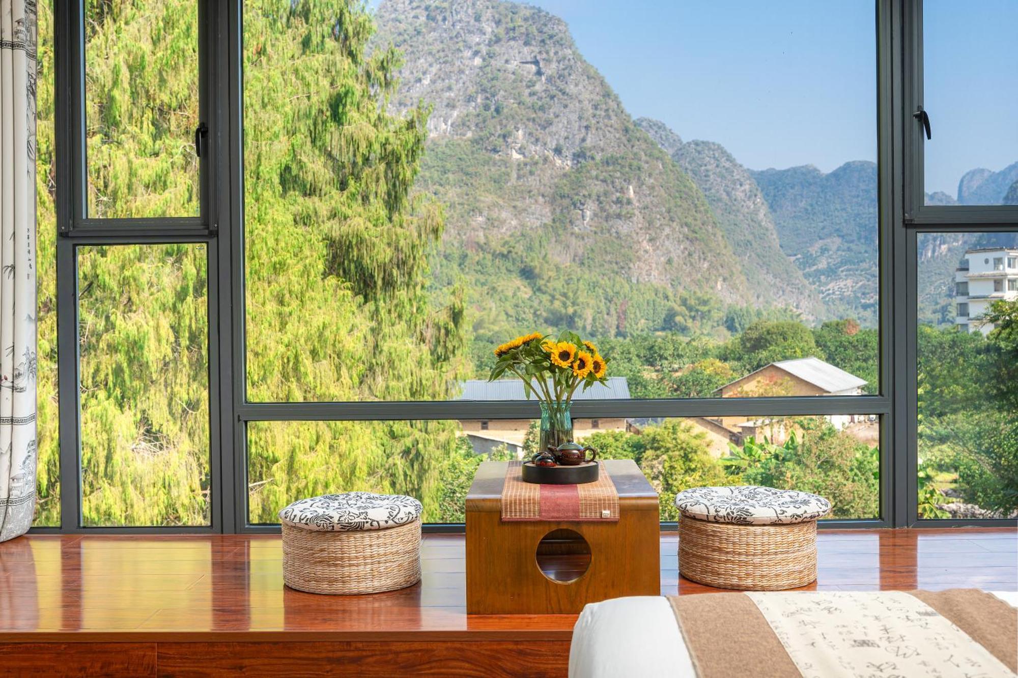 Leisure Courtyard Hotel Yangshuo-Free Shuttle Bus To Yangshuo Station Stay 2 Nights One Way المظهر الخارجي الصورة